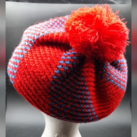 Vintage Handcrafted Knit Beret Tam Hat Unisex One Size Red & Blue Pom Pom Taiwan - Picture 3 of 8